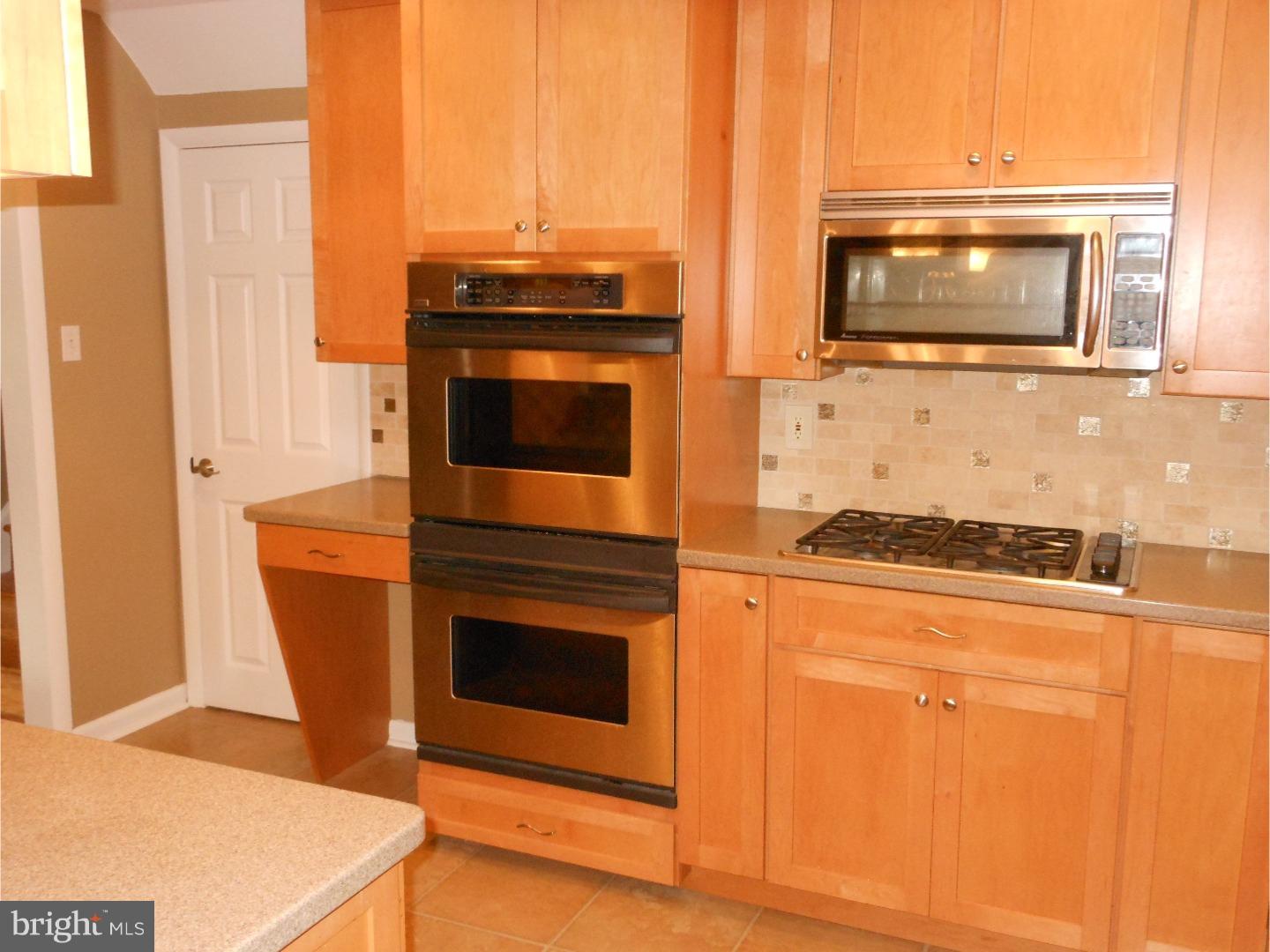 644 Crestwood Road Wayne, PA 19087 - Photo 4 of 19 Kitchen