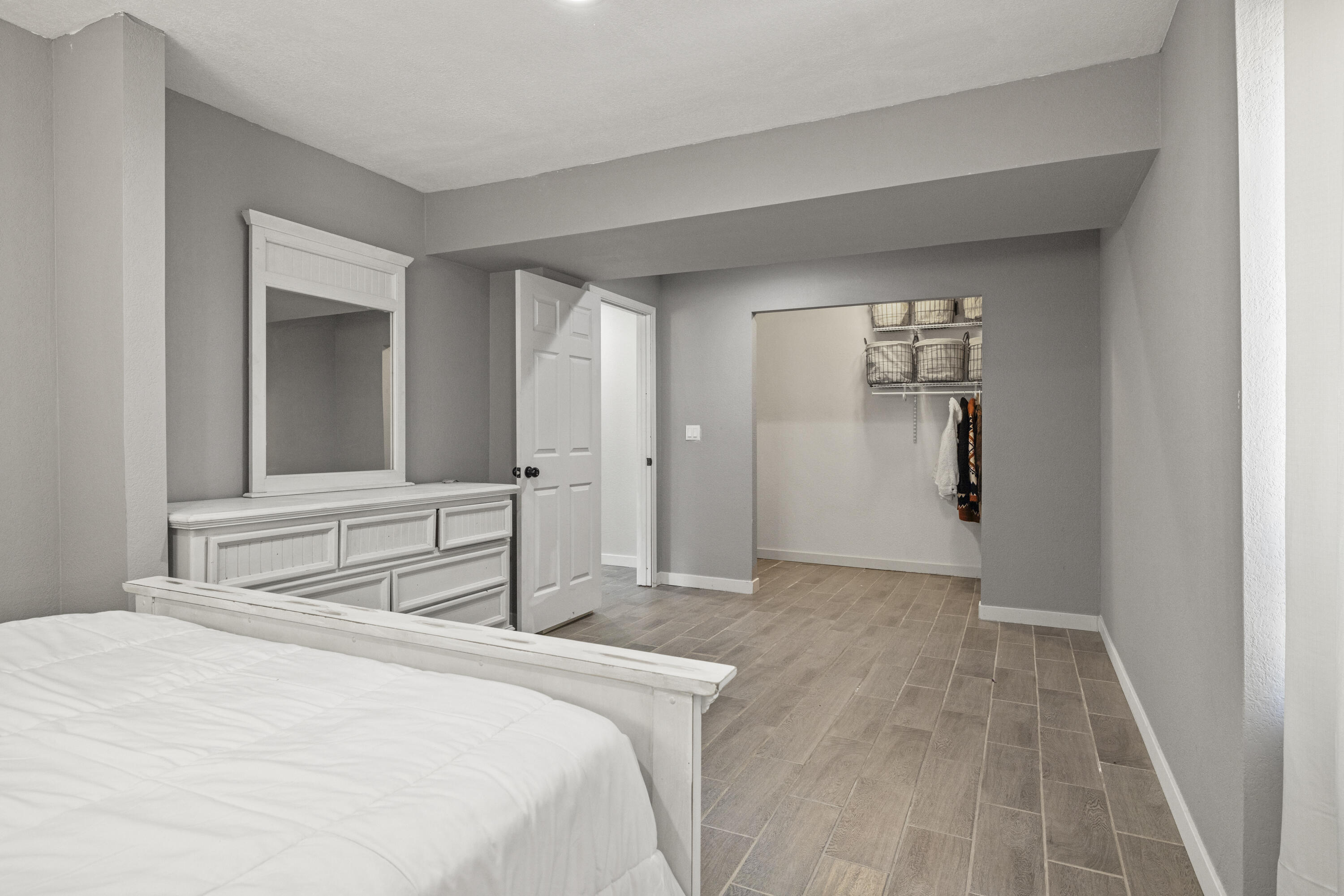 3808 Old Fort Road Klamath Falls, OR 97601 - Photo 68 of 120 lower level bedroom