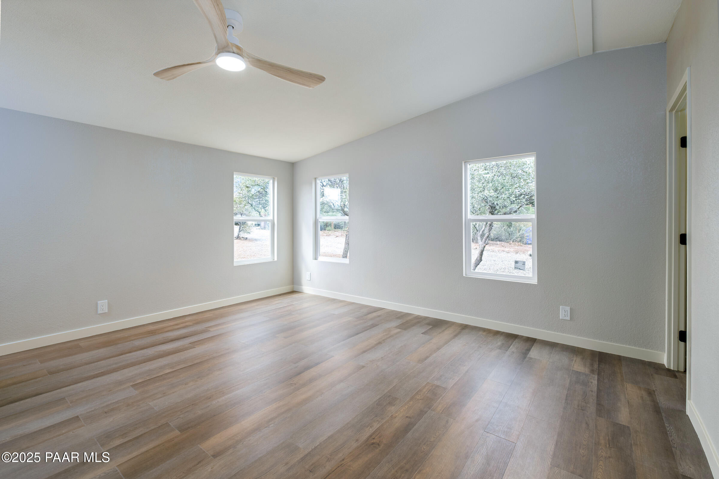 6635 North Double Tree Road Prescott, AZ 86305 - Photo 37 of 69 07 Primary Bedroom a