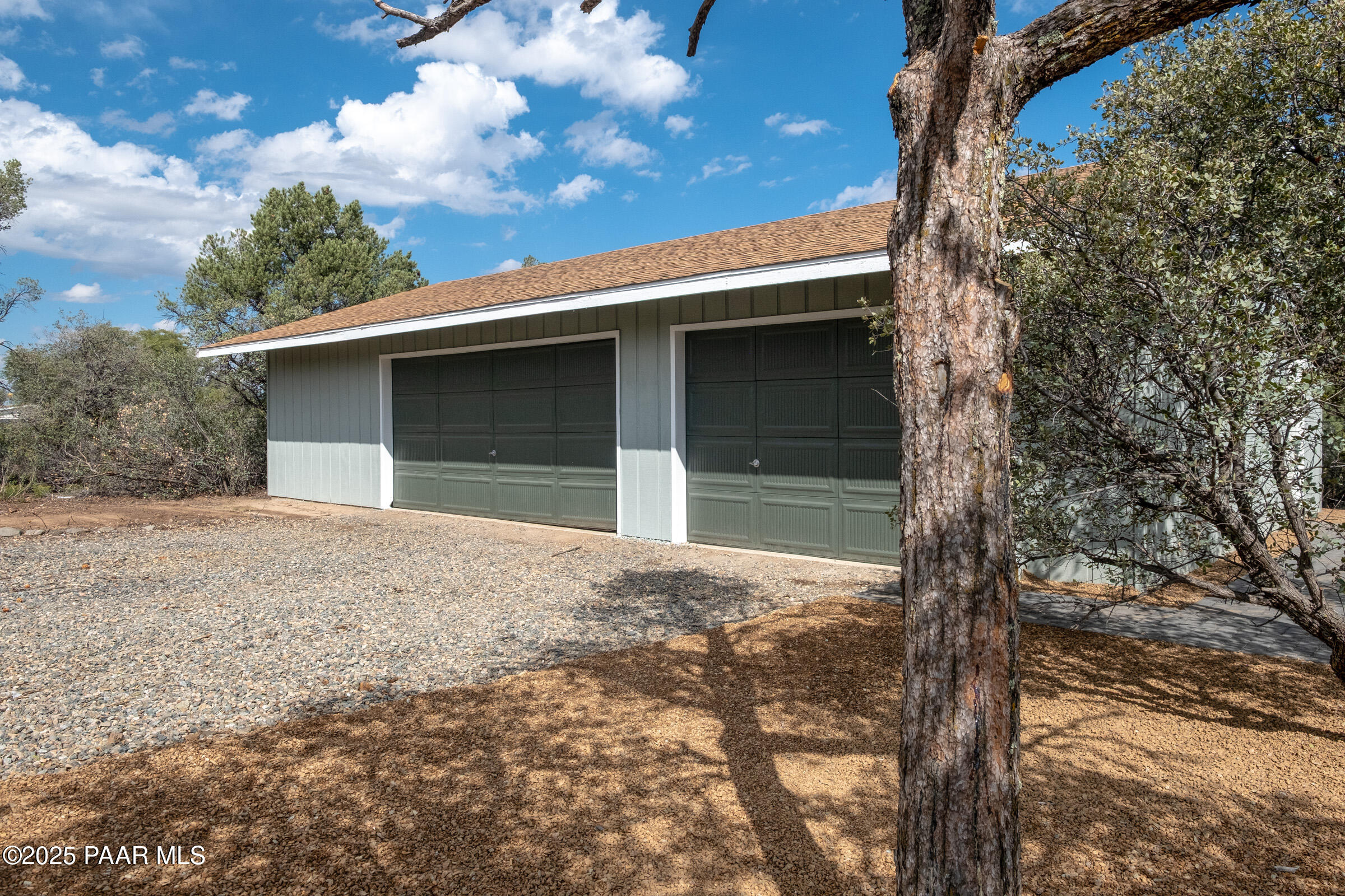 6635 North Double Tree Road Prescott, AZ 86305 - Photo 6 of 69 21 Exterior Garage