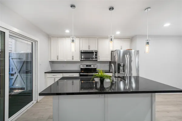 $1,675 | 1418 Vermont Street, Unit 1, Houston, TX 77006