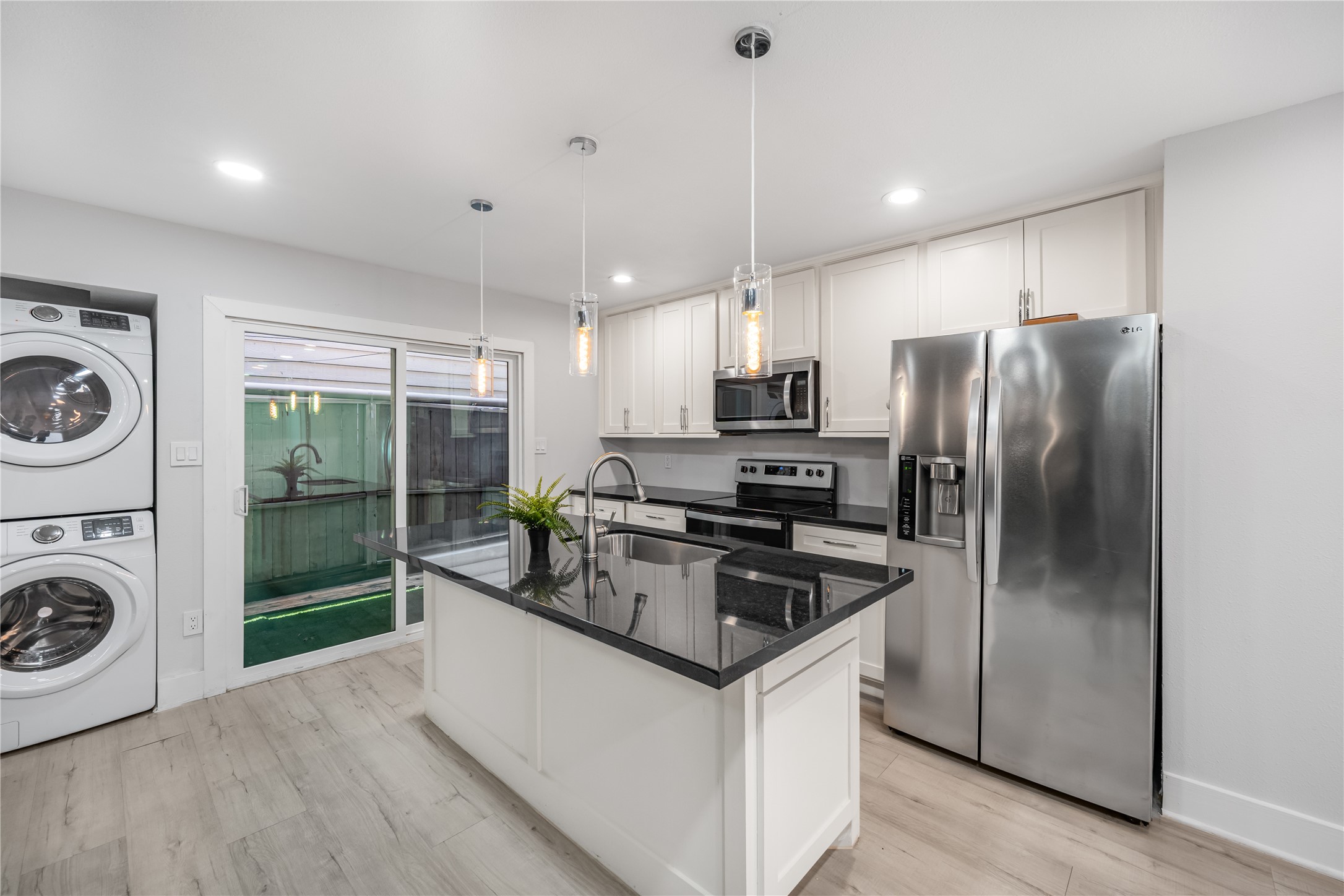 1418 Vermont Street, Unit 1 Houston, TX 77006 - Photo 4 of 17