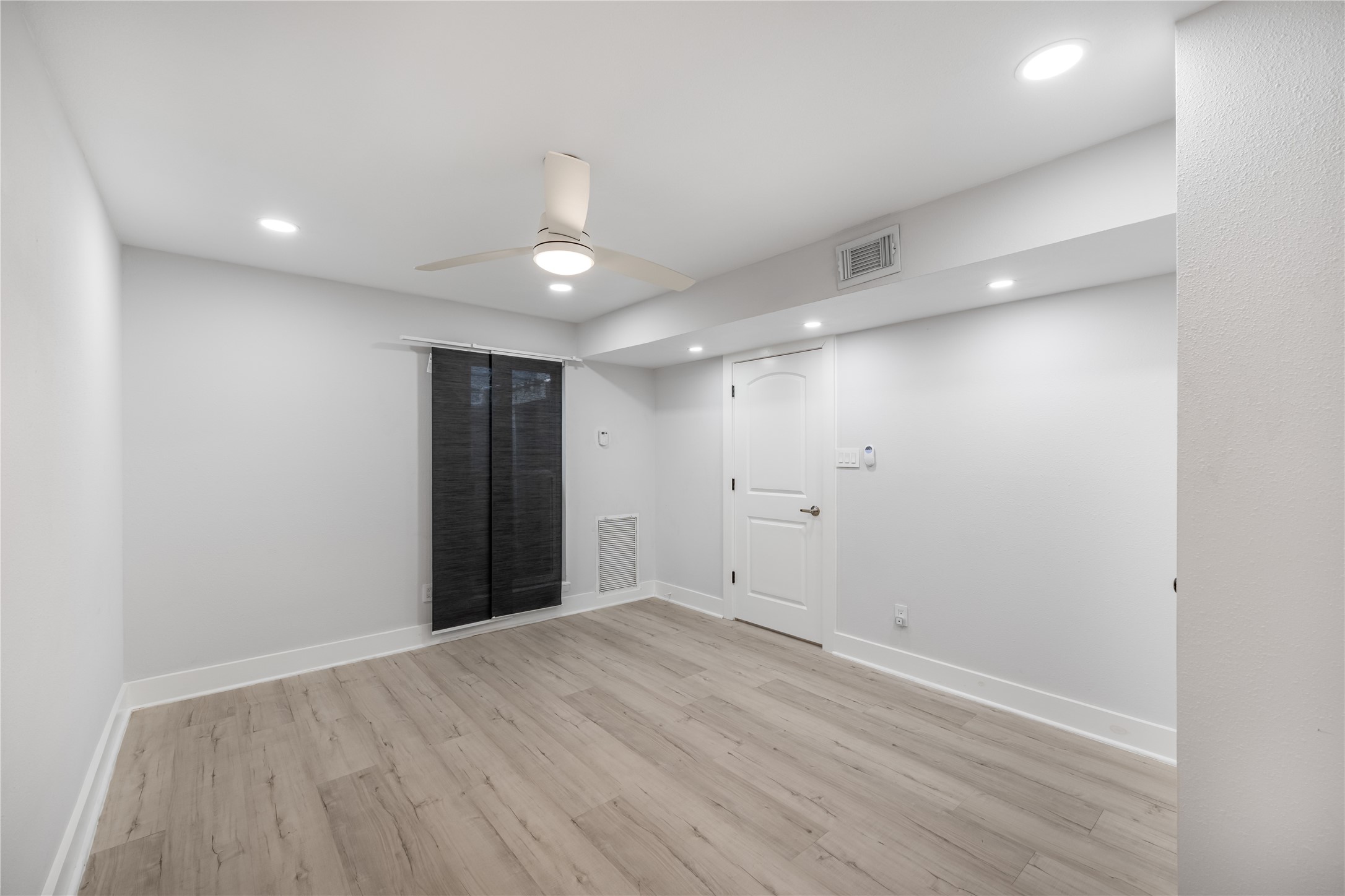 1418 Vermont Street, Unit 1 Houston, TX 77006 - Photo 7 of 17