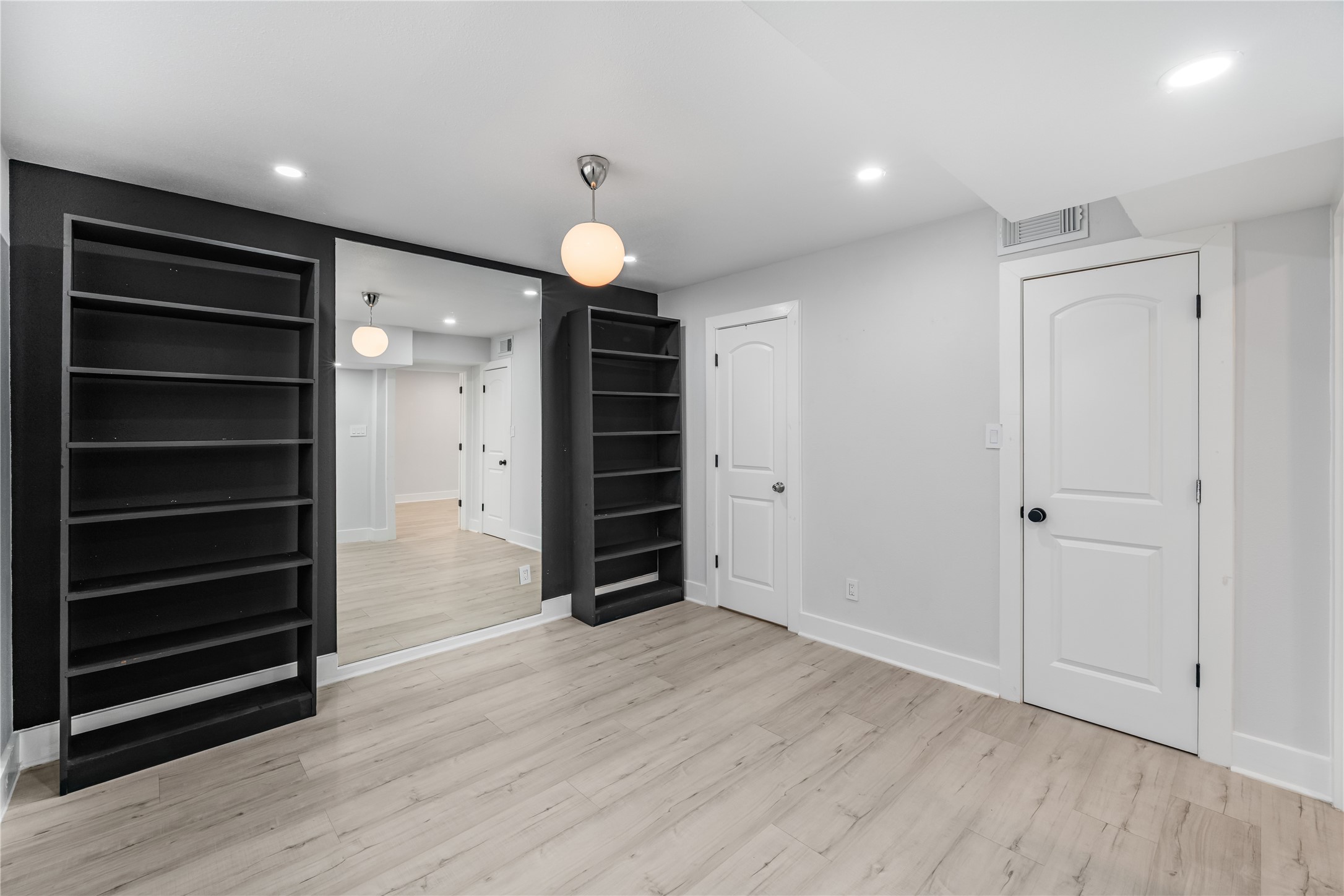 1418 Vermont Street, Unit 1 Houston, TX 77006 - Photo 8 of 17