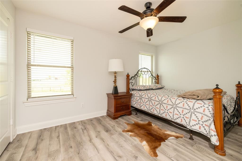 5559 County Road 4010 Decatur, TX 76234 - Photo 34 of 40