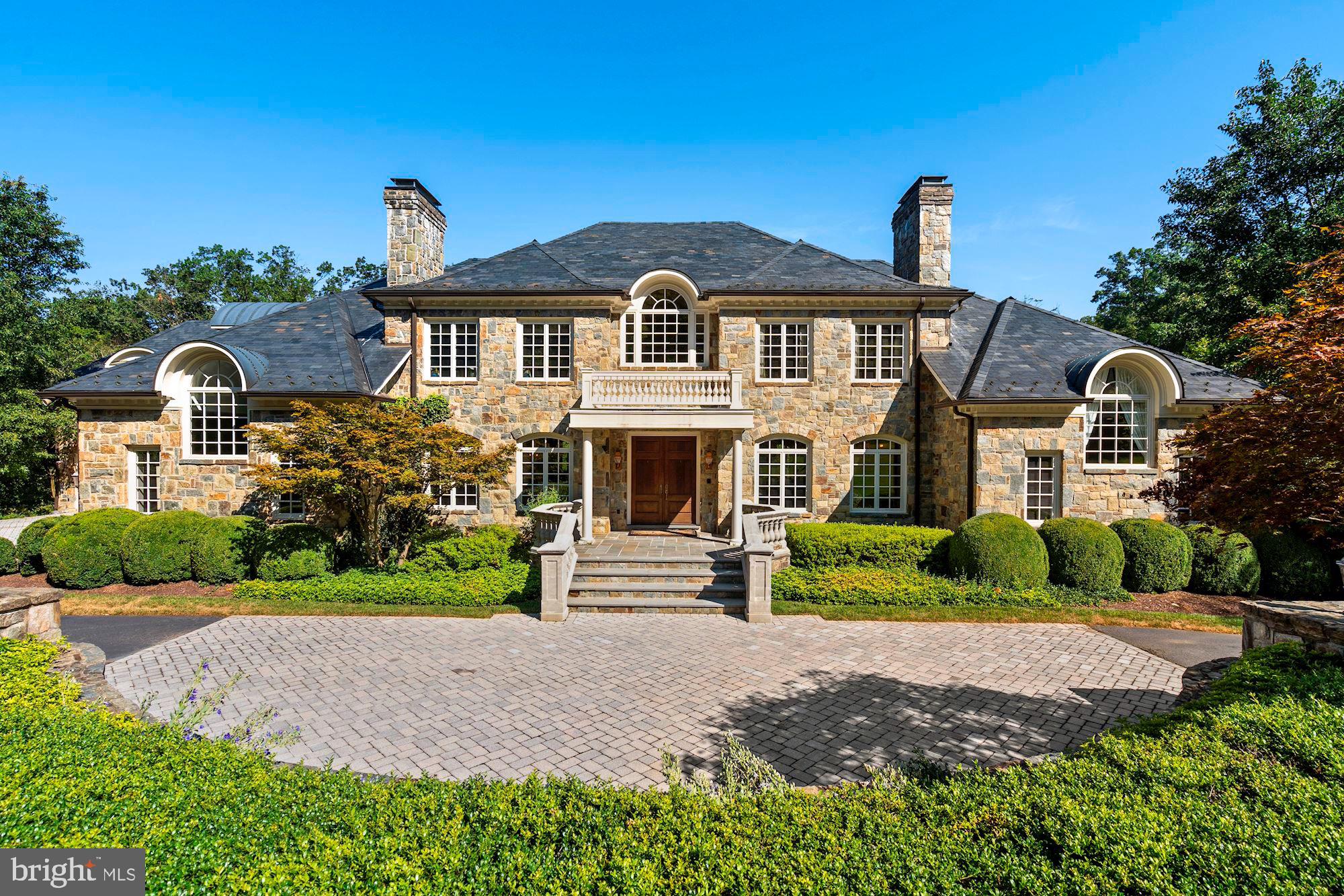 8548 A Georgetown Pike McLean, VA 22102 - Photo 2 of 49 Front Exterior