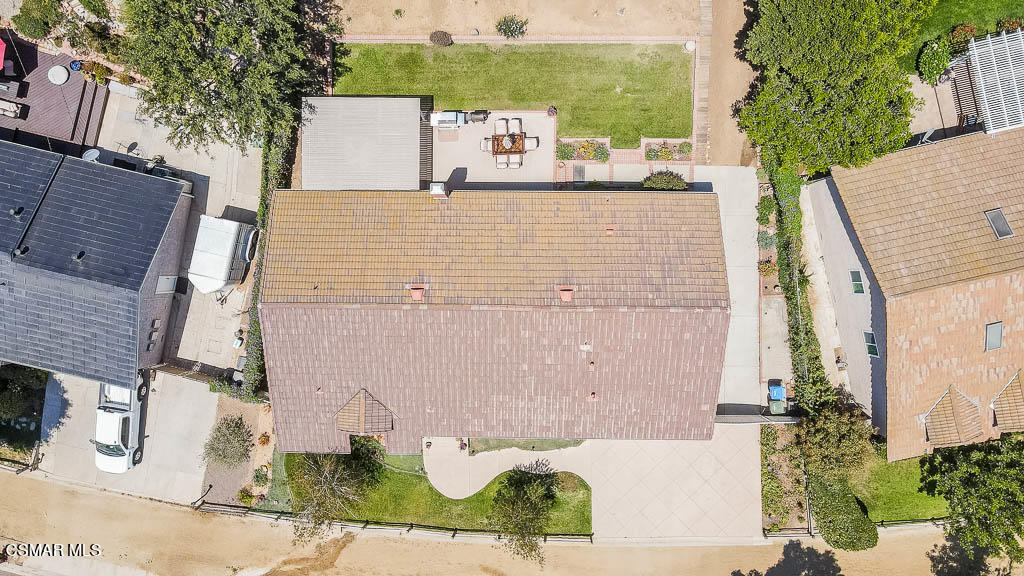 1161 Rambling Road Simi Valley, CA 93065 - Photo 41 of 48 front view of a house with a yard
