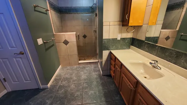 $279,900 | 128 Wooden Key Drive, Houghton Lake, MI 48629