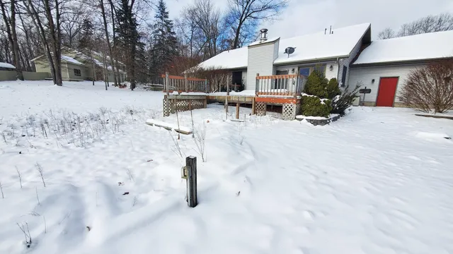 $279,900 | 128 Wooden Key Drive, Houghton Lake, MI 48629