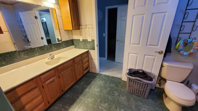 $279,900 | 128 Wooden Key Drive, Houghton Lake, MI 48629