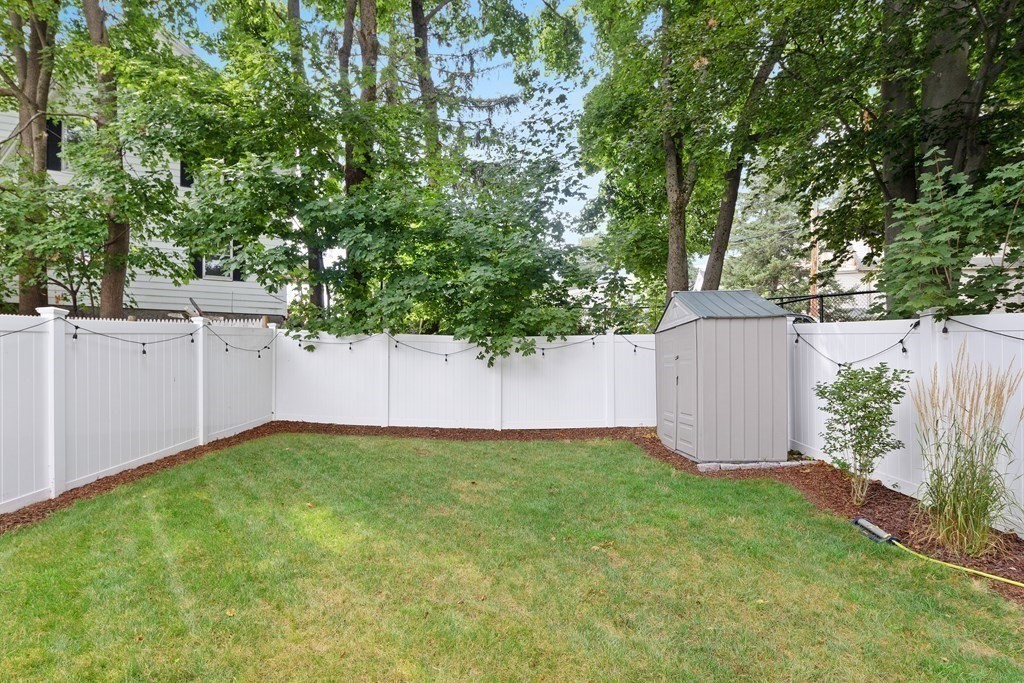 11 Wellsmere Road Boston, MA 02131 - Photo 19 of 20 Gallery Image 19
