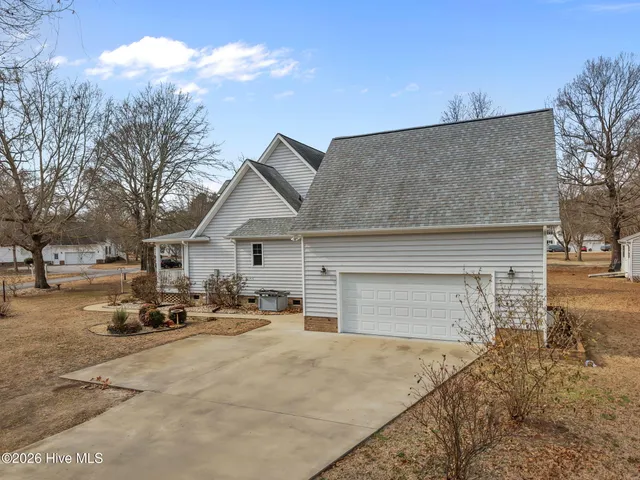 $595,000 | 149 Lake Wood Drive, Edenton, NC 27932