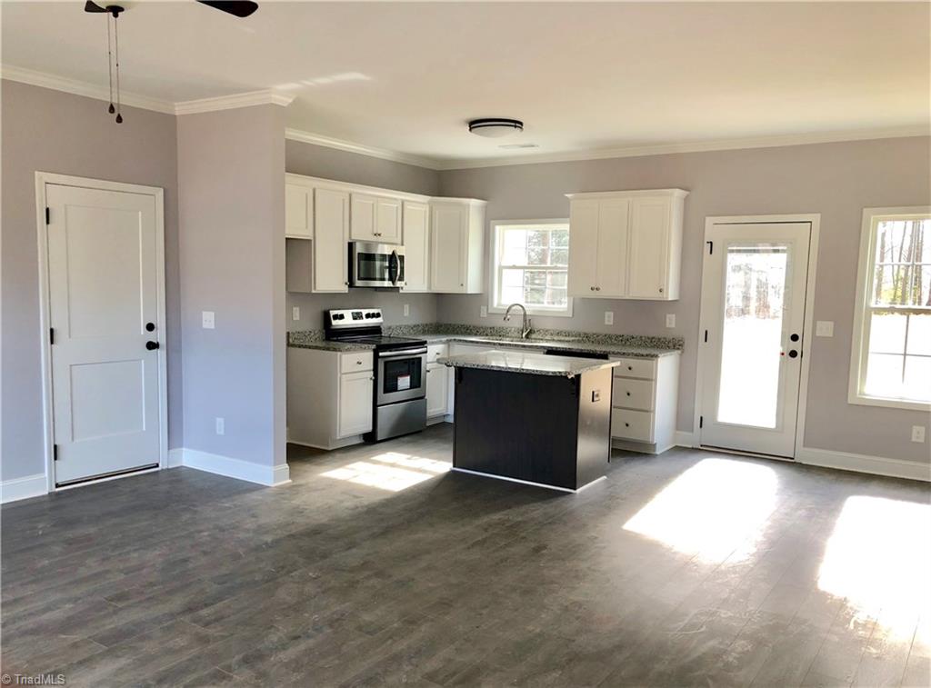270 Deadmon Road Mocksville, NC 27028 - Photo 4 of 10 Gallery Image 4
