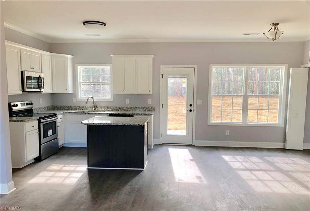 270 Deadmon Road Mocksville, NC 27028 - Photo 5 of 10 Gallery Image 5