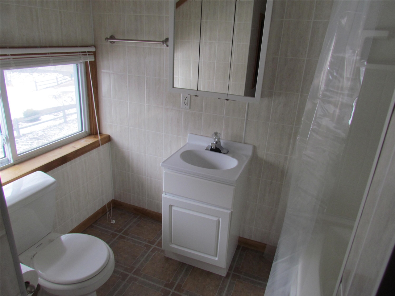 9143 Southwest Greenville Road Greenville, MI 48838 - Photo 15 of 17
