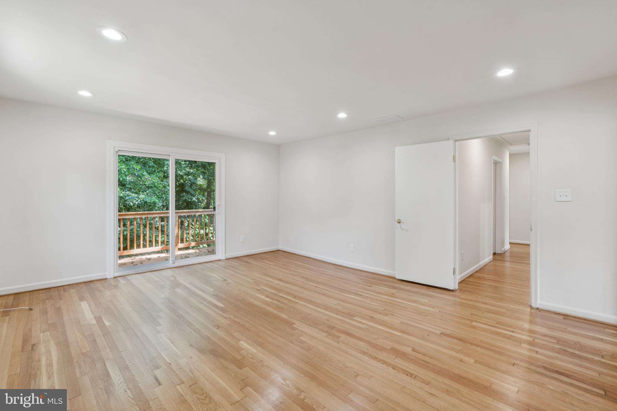 2827 Ellicott Street Northwest Washington, DC 20008 - Photo 19 of 50