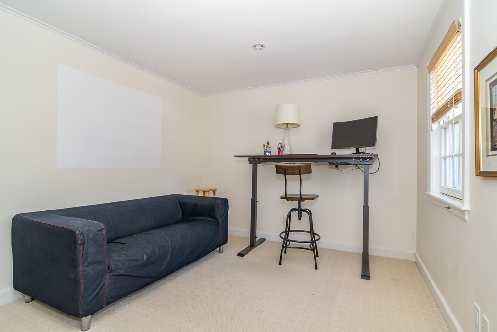 46 Yarmouth Road Wellesley, MA 02481 - Photo 22 of 30