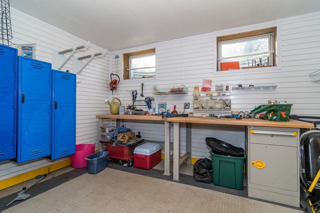 46 Yarmouth Road Wellesley, MA 02481 - Photo 28 of 30