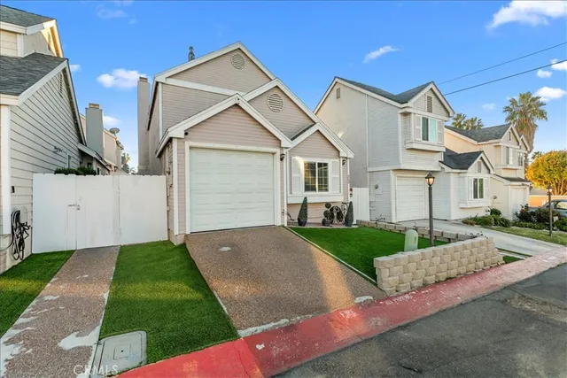 $675,000 | 353 61st Street, San Diego, CA 92114