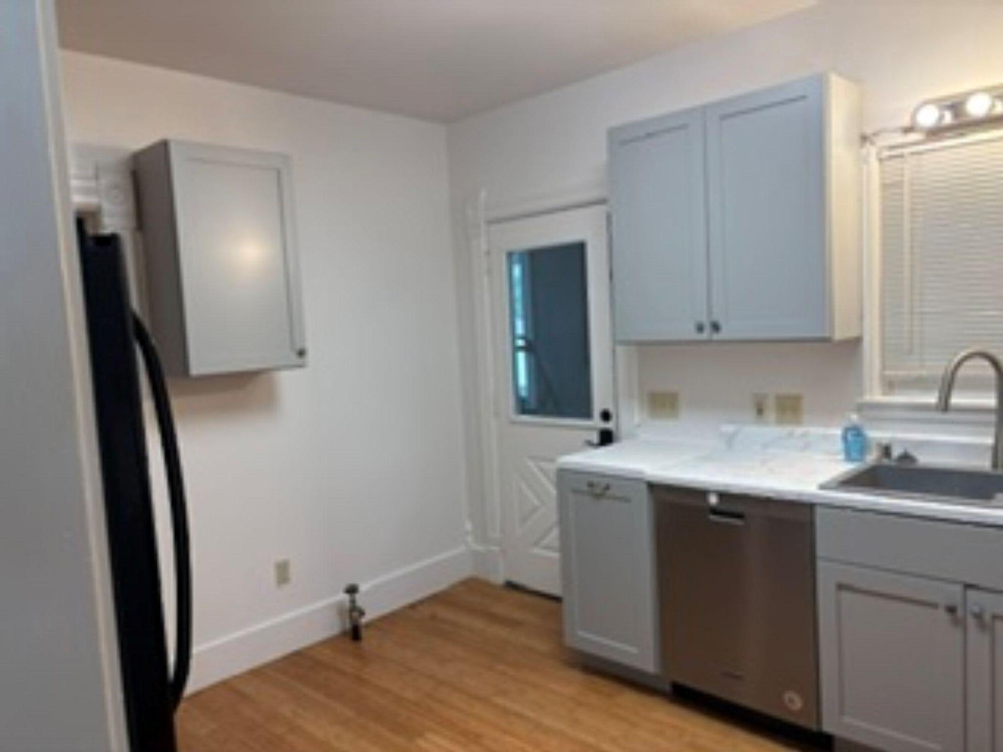 619 Division Street Mukwonago, WI 53149 - Photo 13 of 47 Kitchen5