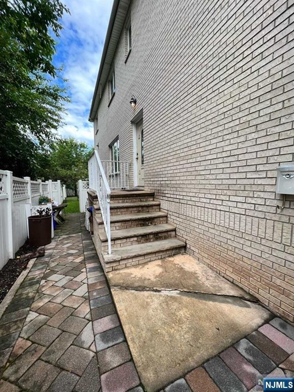 367 Morse Avenue Ridgefield, NJ 07657 - Photo 2 of 15