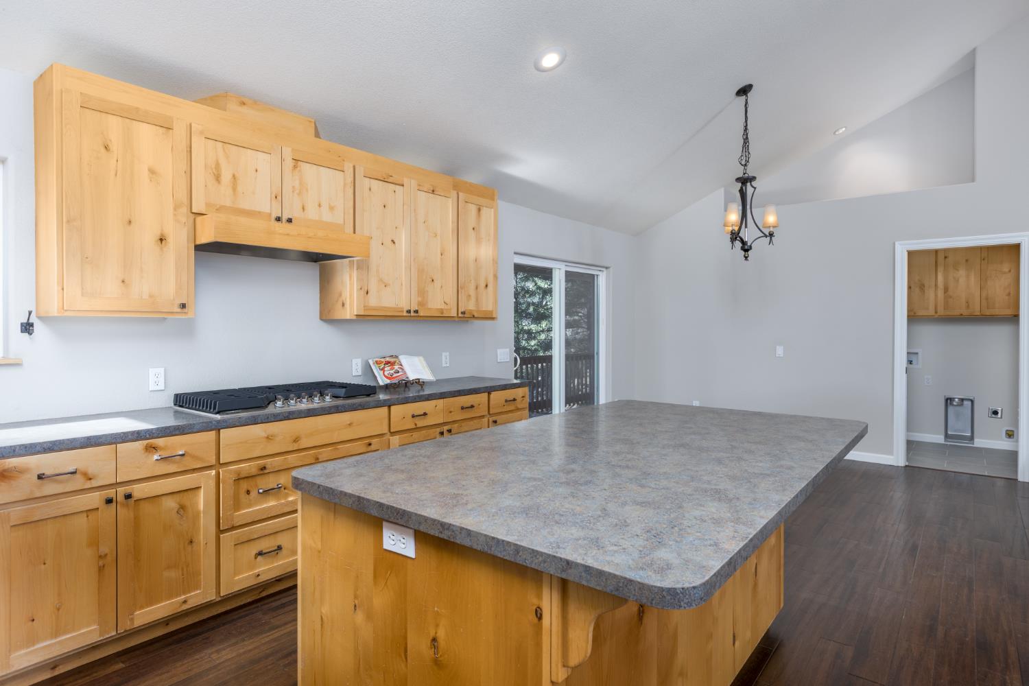 6680 Diablo View Court Placerville, CA 95667 - Photo 13 of 44