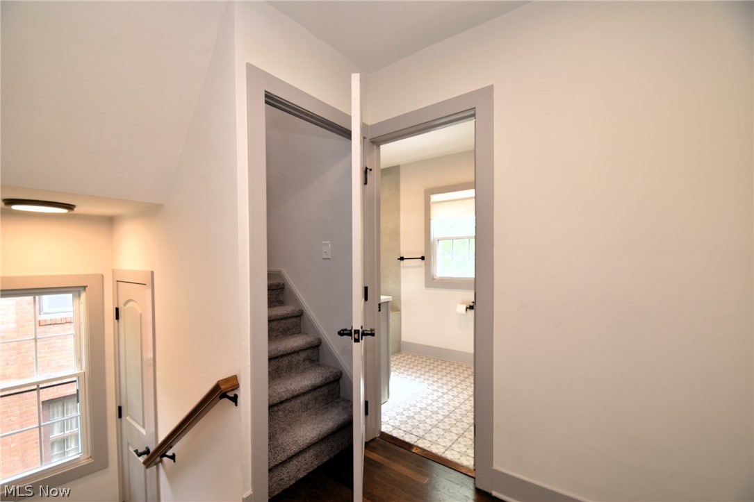 2195 Edgerton Road Cleveland, OH 44118 - Photo 23 of 46 Gallery Image 23