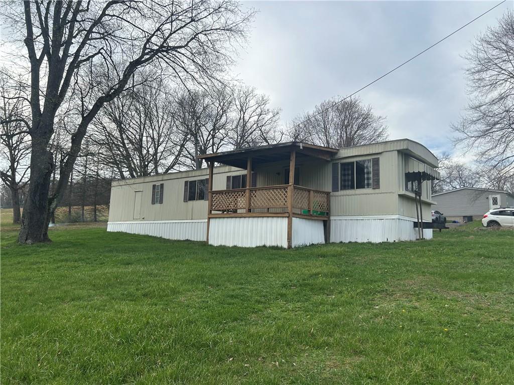 439 Hall Road Butler, PA 16001 - Photo 2 of 20 Gallery Image 2