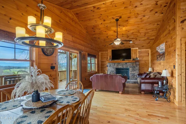 $575,000 | 31936 Faith Way, Meadowview, VA 24361