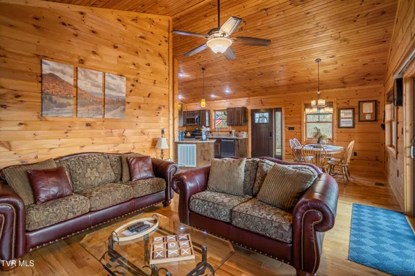 $575,000 | 31936 Faith Way, Meadowview, VA 24361