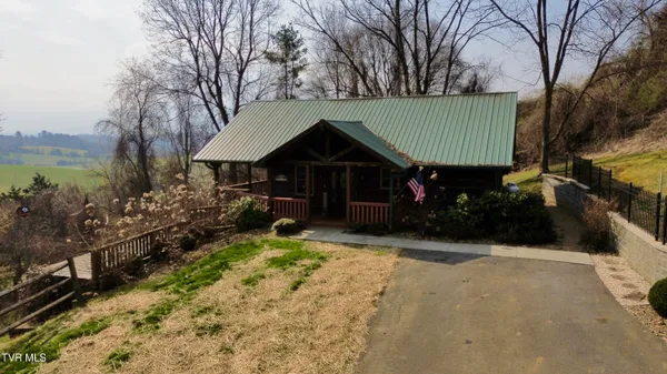 $575,000 | 31936 Faith Way, Meadowview, VA 24361