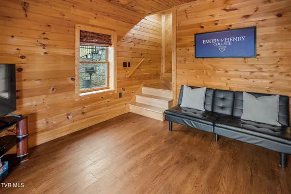 $575,000 | 31936 Faith Way, Meadowview, VA 24361