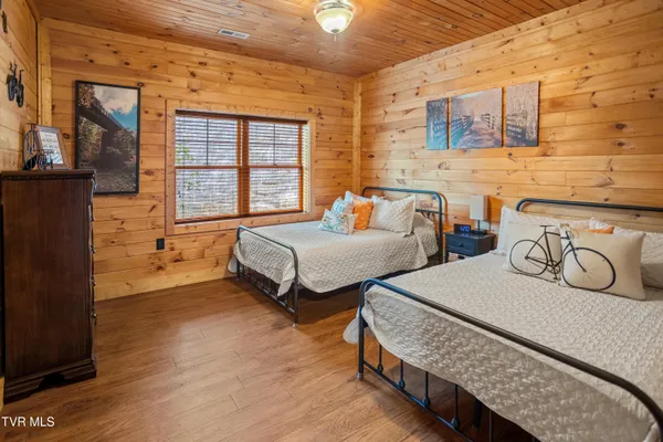 $575,000 | 31936 Faith Way, Meadowview, VA 24361