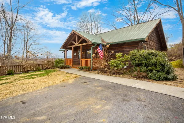 $575,000 | 31936 Faith Way, Meadowview, VA 24361