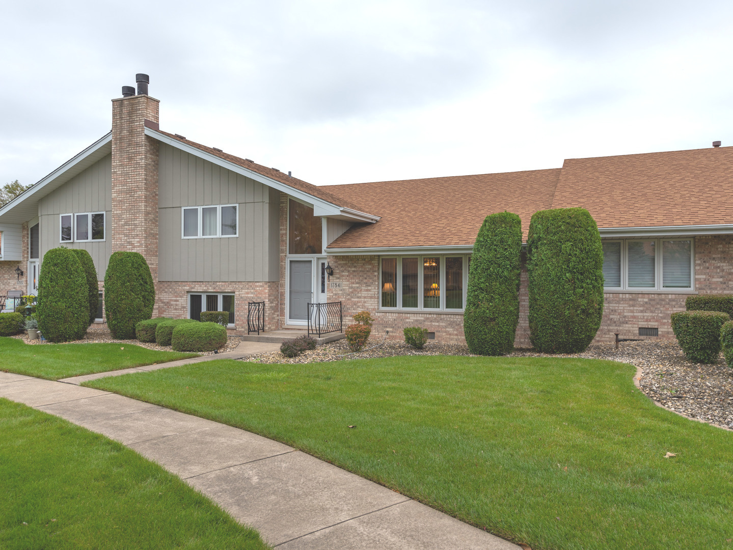 17841 Maine Court Orland Park, IL 60467 - Photo 7 of 29 a view of a house with a yard and plants