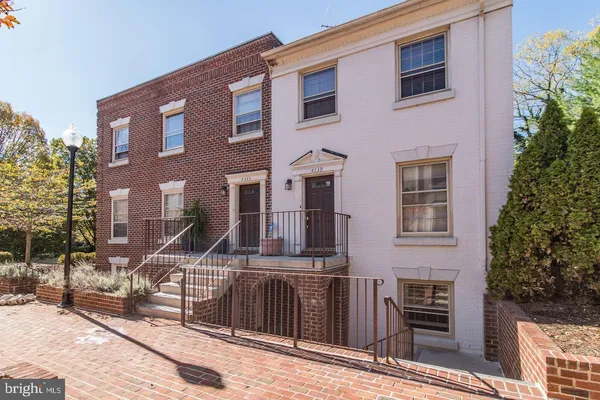 $3,400 | 4341 Massachusetts Avenue Northwest, Unit 4341, Washington, DC 20016