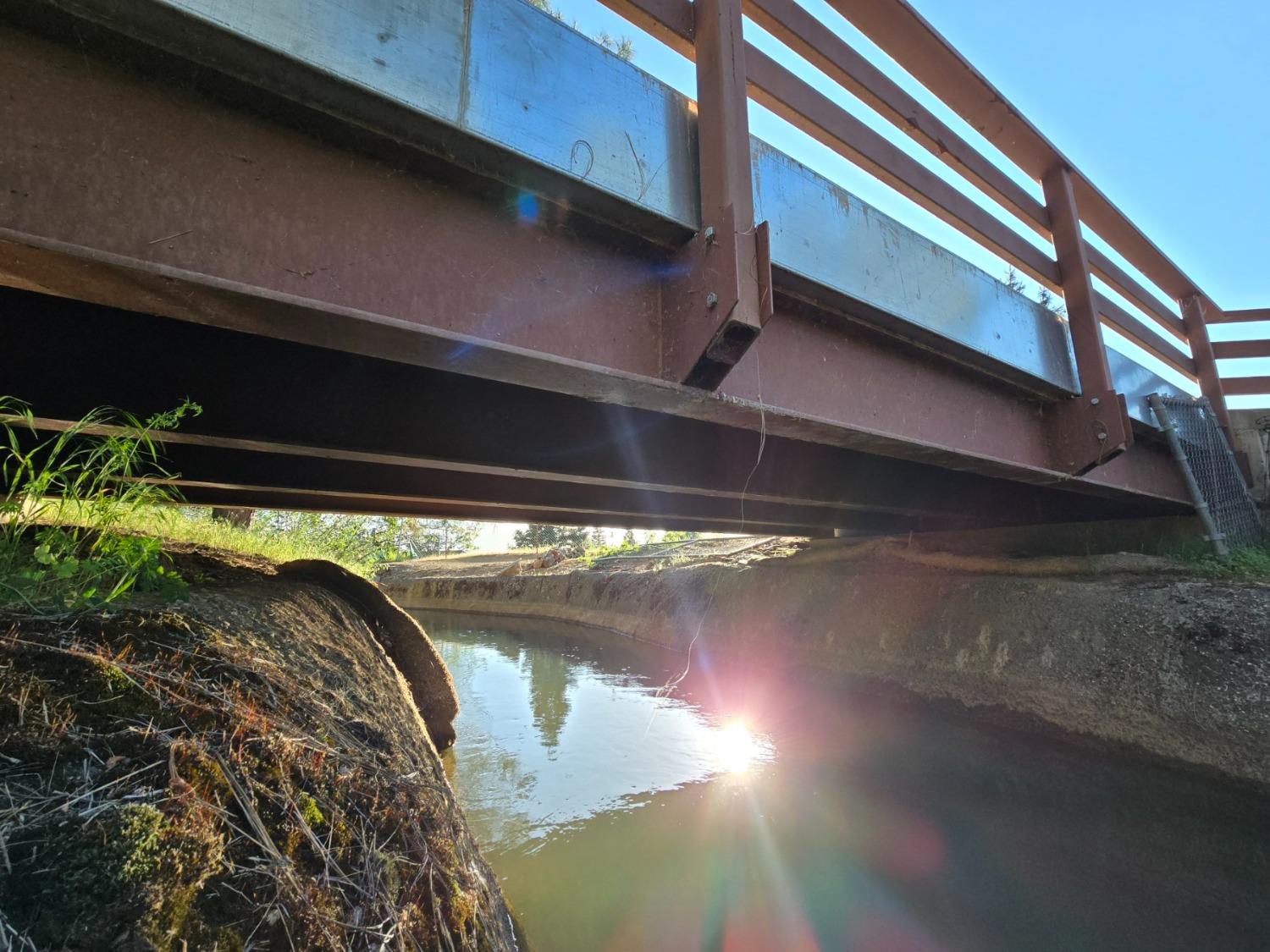 0 2059 Bell Road Auburn, CA 95603 - Photo 37 of 40 a view of water heater room