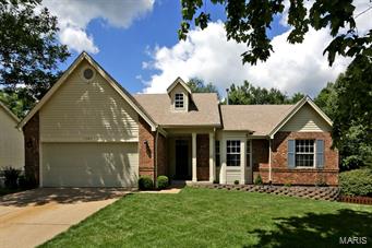 267 Cleta Court Ballwin, MO 63021 - Photo 2 of 15 Gallery Image 2