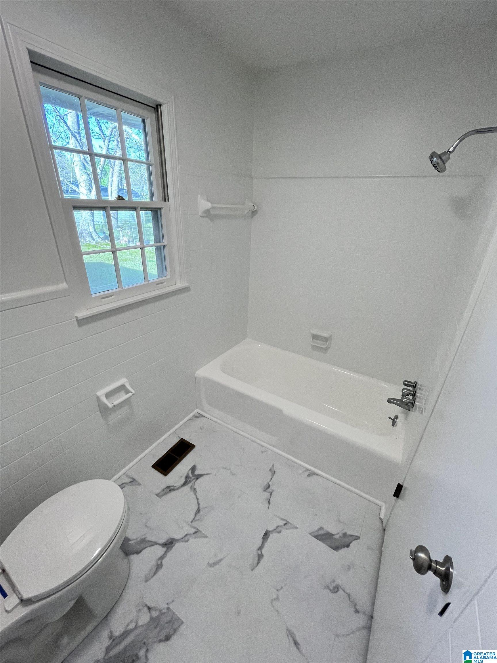 1247 Sangster Road Gadsden, AL 35901 - Photo 12 of 34
