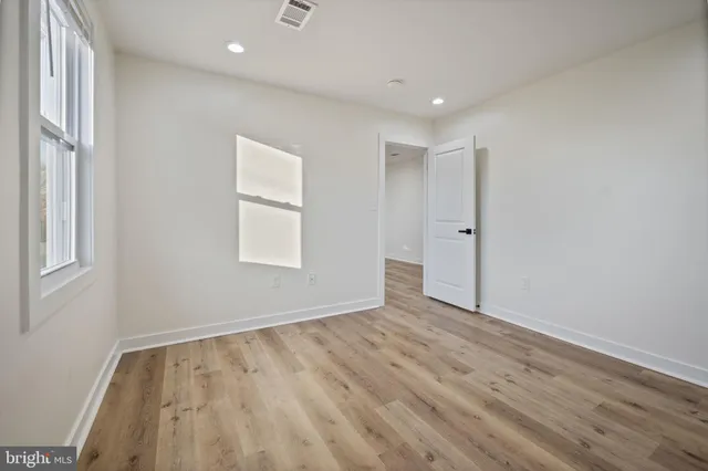 $1,800 | 555 South Marlyn Avenue, Essex, MD 21221