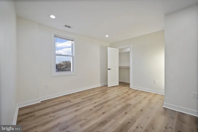 $1,800 | 555 South Marlyn Avenue, Essex, MD 21221