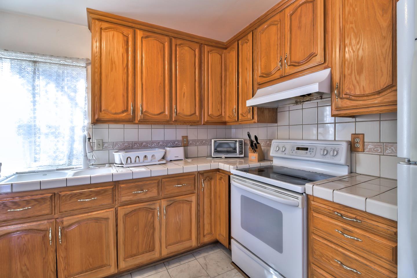 4196 Ridgebrook Way San Jose, CA 95111 - Photo 12 of 27 Gallery Image 12