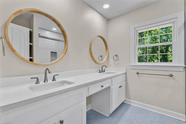 $799,900 | 2193 Berkley Lane, Asheboro, NC 27205