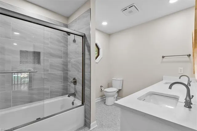 $799,900 | 2193 Berkley Lane, Asheboro, NC 27205