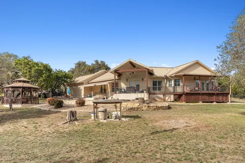 $749,900 | 21007 Newhaven Cove, Lago Vista, TX 78645