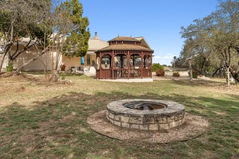 $749,900 | 21007 Newhaven Cove, Lago Vista, TX 78645