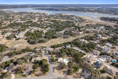 $749,900 | 21007 Newhaven Cove, Lago Vista, TX 78645