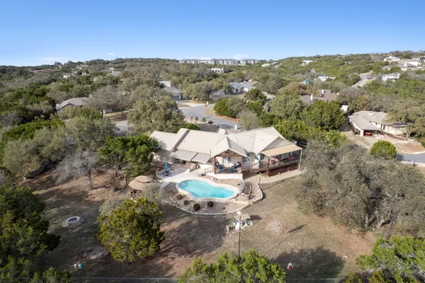 $719,900 | 21007 Newhaven Cove, Lago Vista, TX 78645
