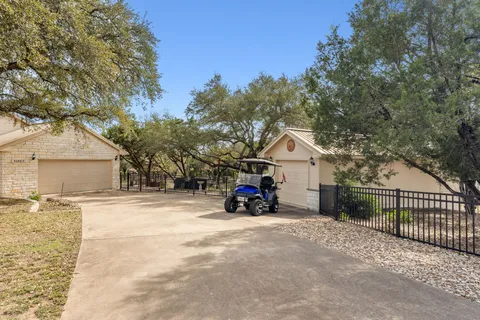 $749,900 | 21007 Newhaven Cove, Lago Vista, TX 78645