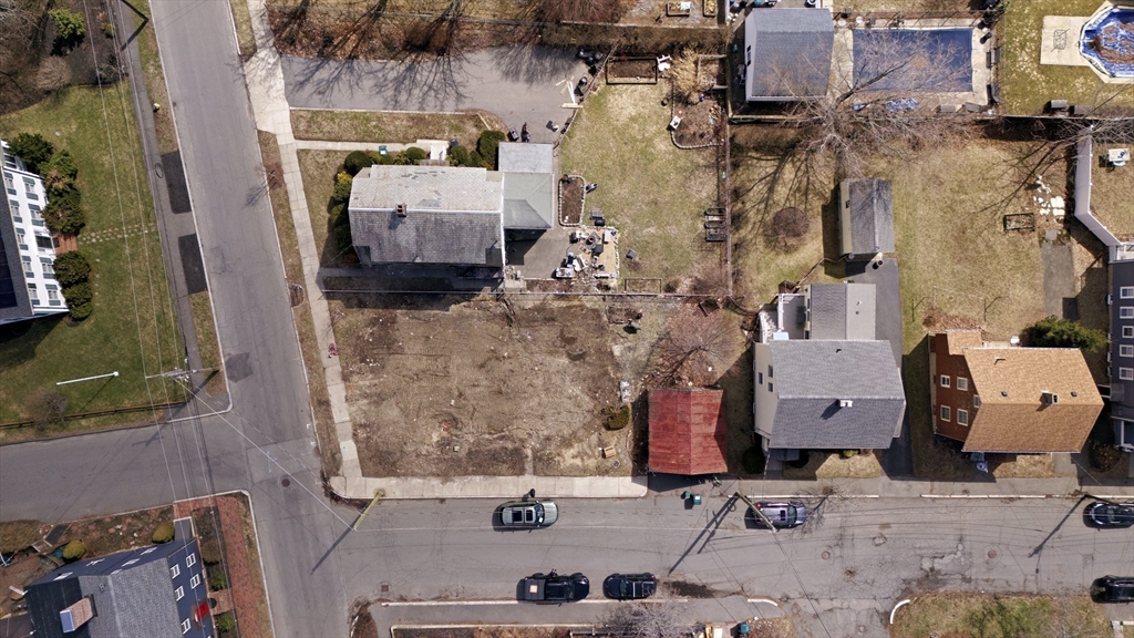 35 Felt Street Salem, MA 01970 - Photo 2 of 6